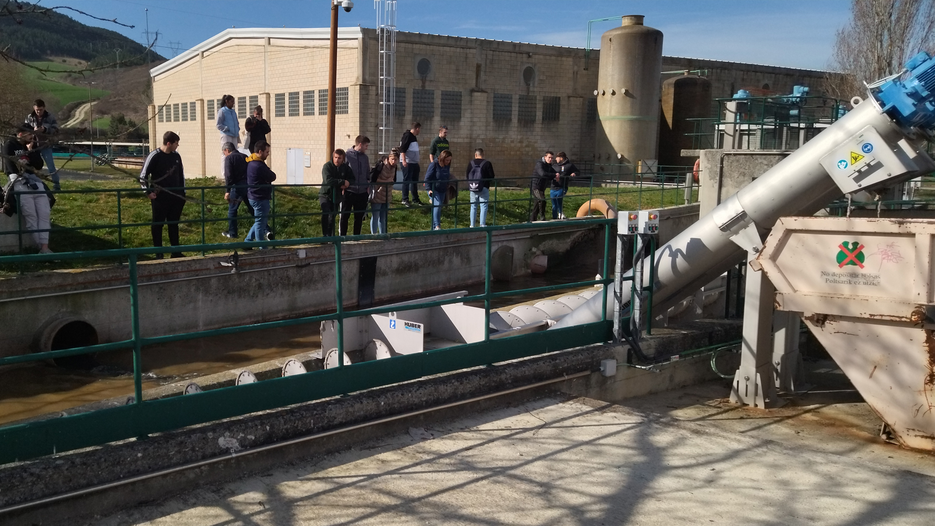 Cenifer VISITA A LA EDAR DE ARAZURI Y A LA ETAP DE EGUILLOR