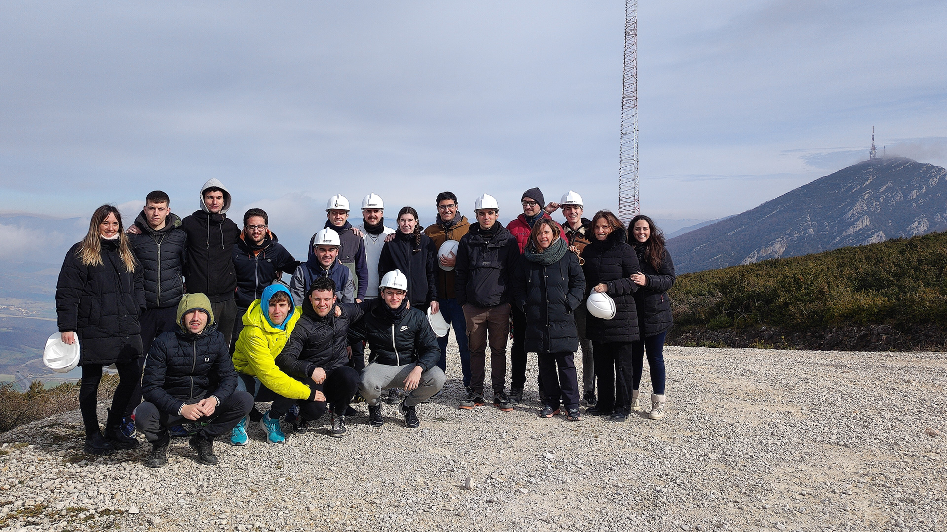 Cenifer VISITA AL PARQUE EXPERIMENTAL DEL CENER EN LA SIERRA DE ALAIZ