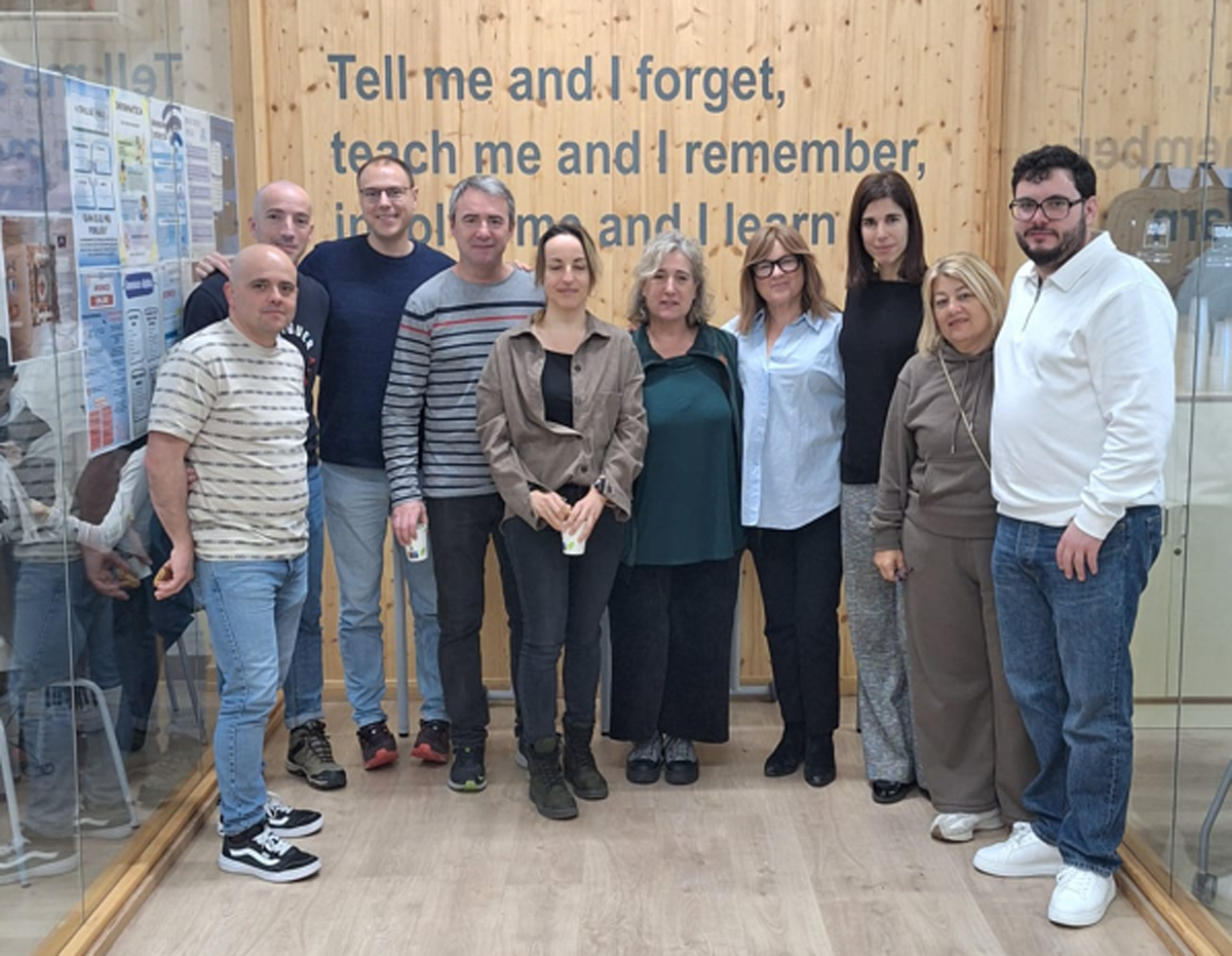 Cenifer Profesorado del centro participa en una formación sobre eficiencia energética en edificación Cenifer Profesorado del centro participa en una formación sobre eficiencia energética en edificación