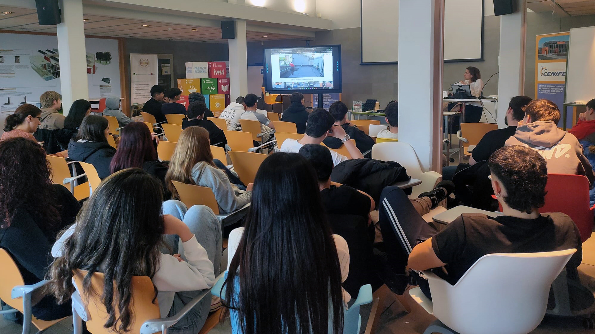 Revimpe y Cenifer impulsan la formación en edificación y construcción