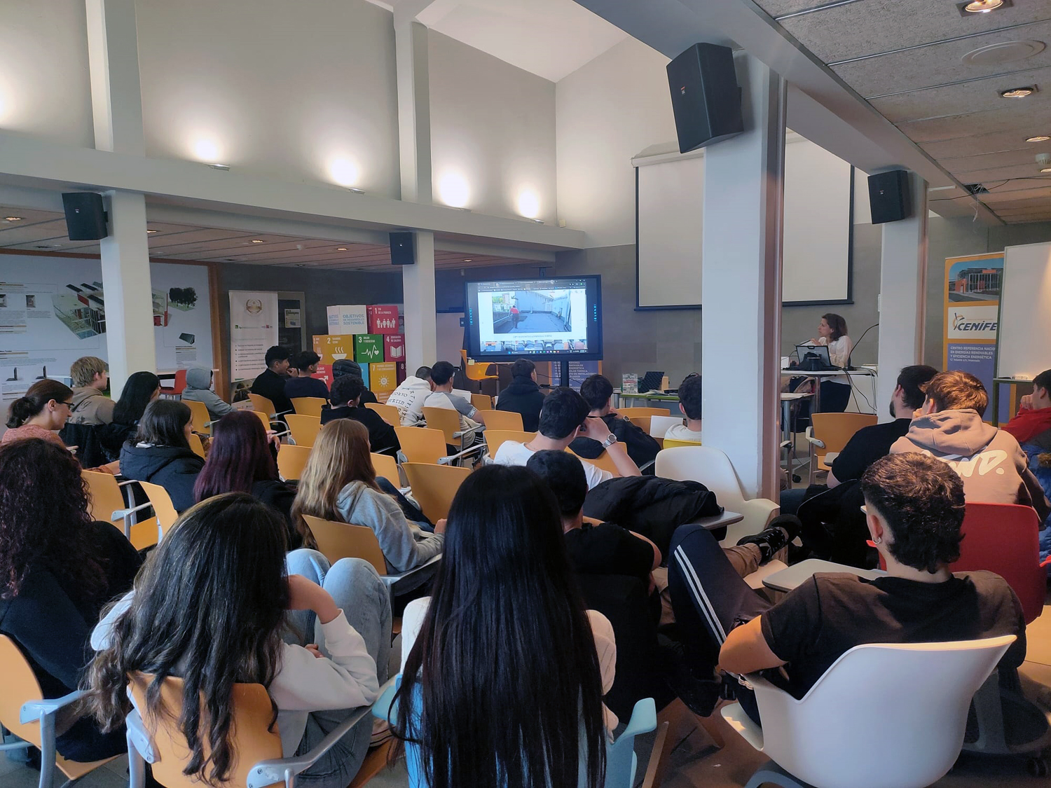 Revimpe y Cenifer impulsan la formación en edificación y construcción